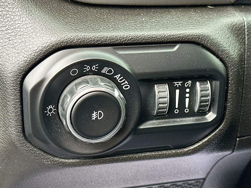 2019 Jeep Wrangler Sahara