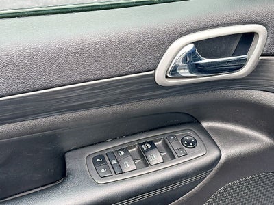 2019 Jeep Grand Cherokee Laredo E