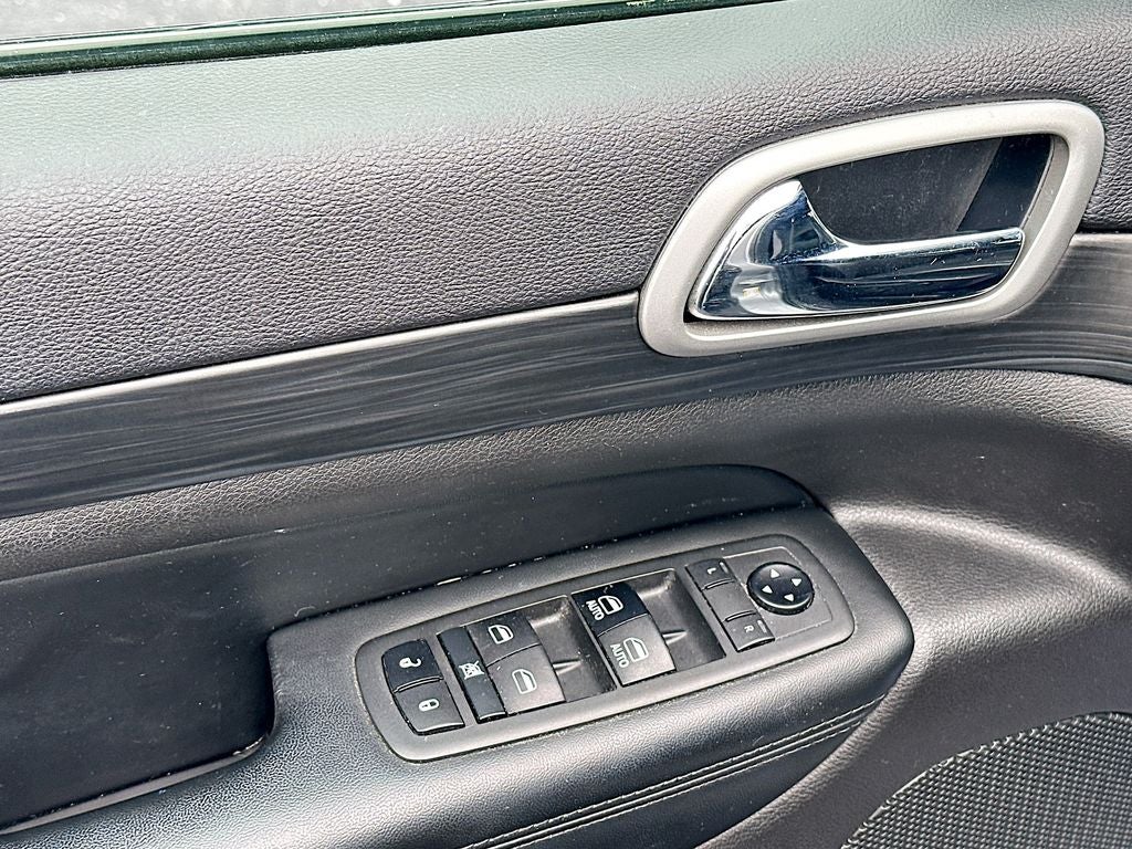 2019 Jeep Grand Cherokee Laredo E