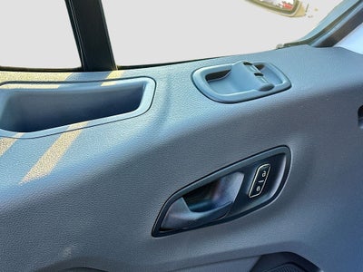 2025 Ford Transit Wagon XL