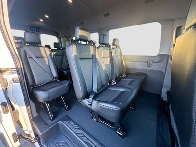 2025 Ford Transit Wagon XL