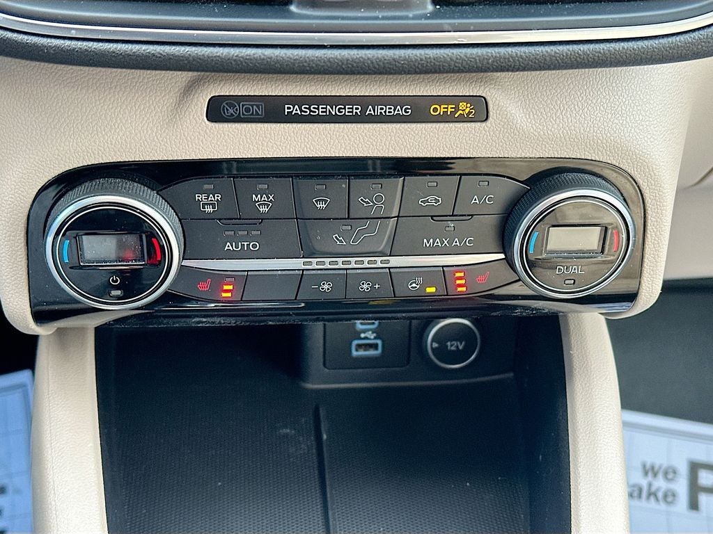 2021 Ford Escape Titanium