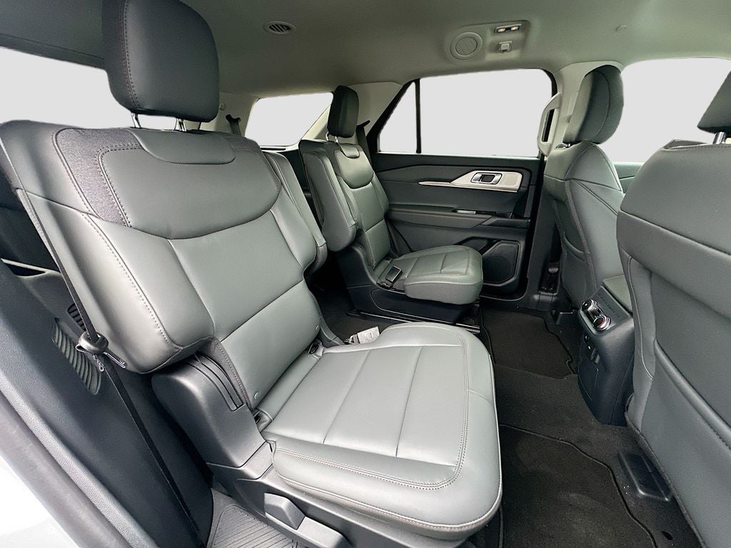 2026 Ford Explorer Active (100A)