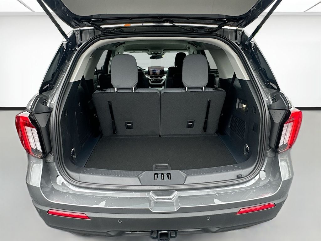 2026 Ford Explorer Active w/100A Pkg