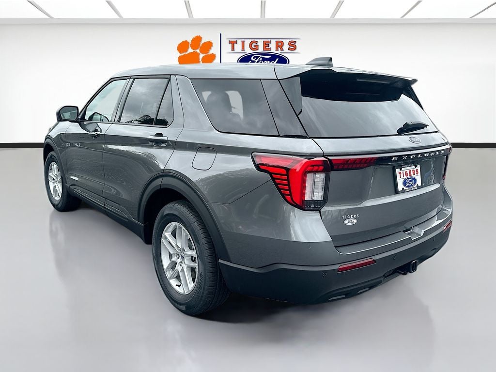 2026 Ford Explorer Active w/100A Pkg