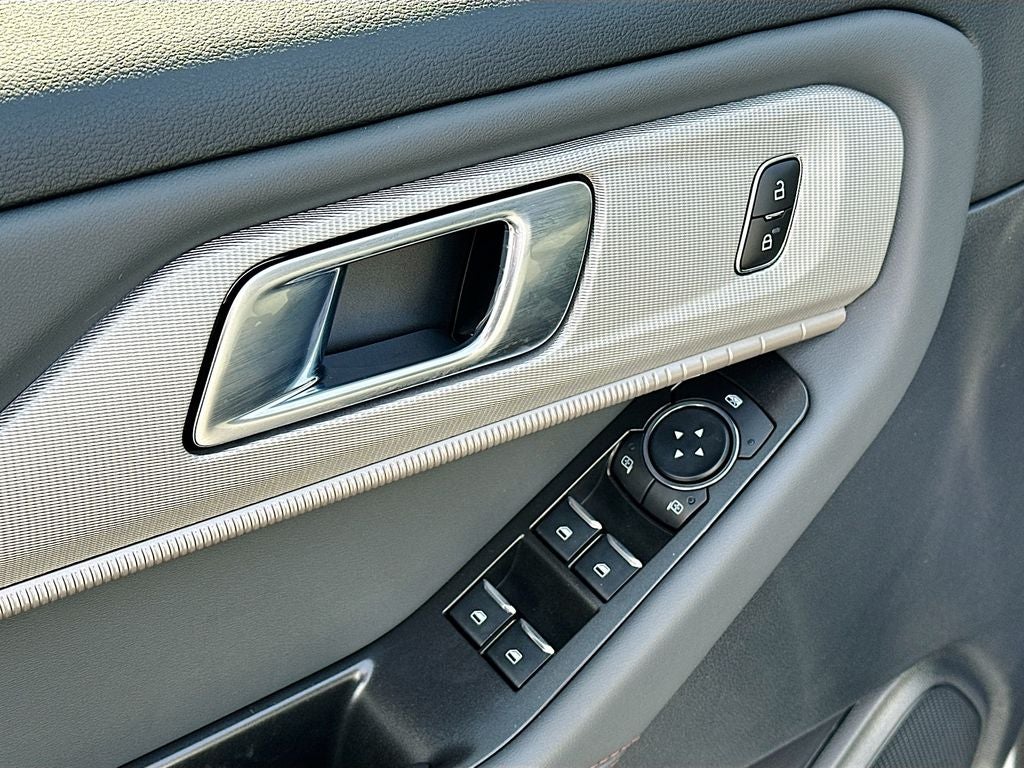 2026 Ford Explorer Active (100A)