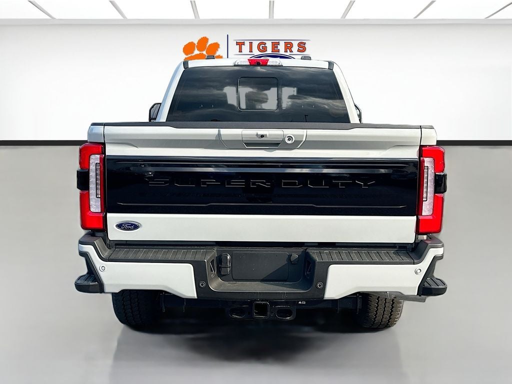 2026 Ford F-250 Platinum