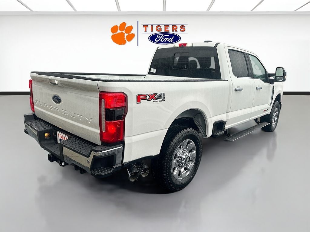 2026 Ford F-350 LARIAT