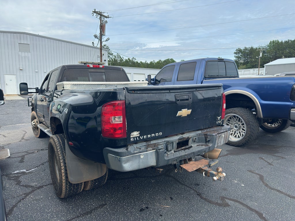 2011 Chevrolet Silverado DRW LTZ
