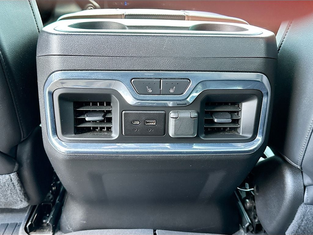 2023 Chevrolet Silverado High Country