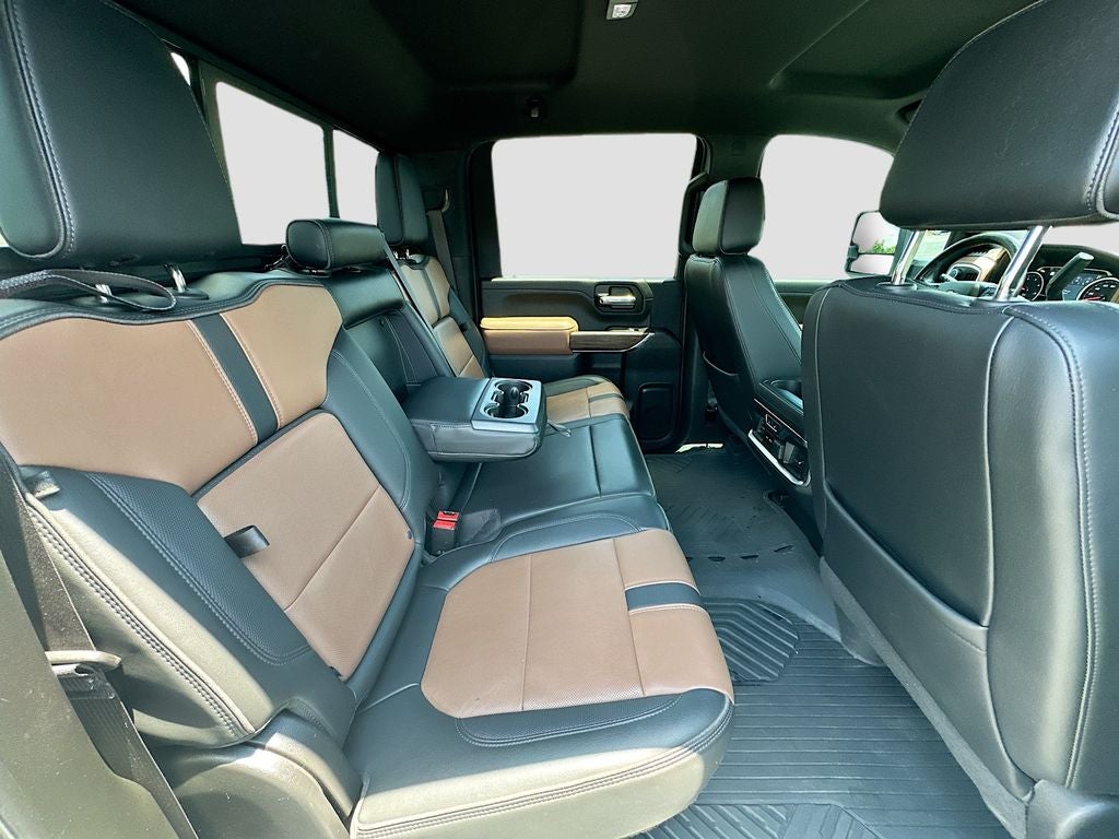 2023 Chevrolet Silverado High Country