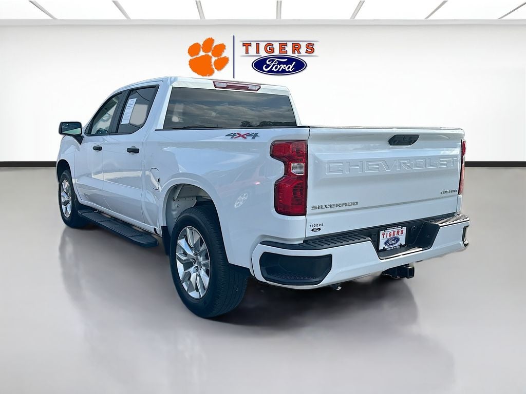 2023 Chevrolet Silverado Custom