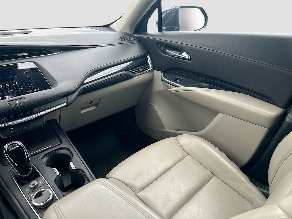 2020 Cadillac XT4 FWD Premium Luxury
