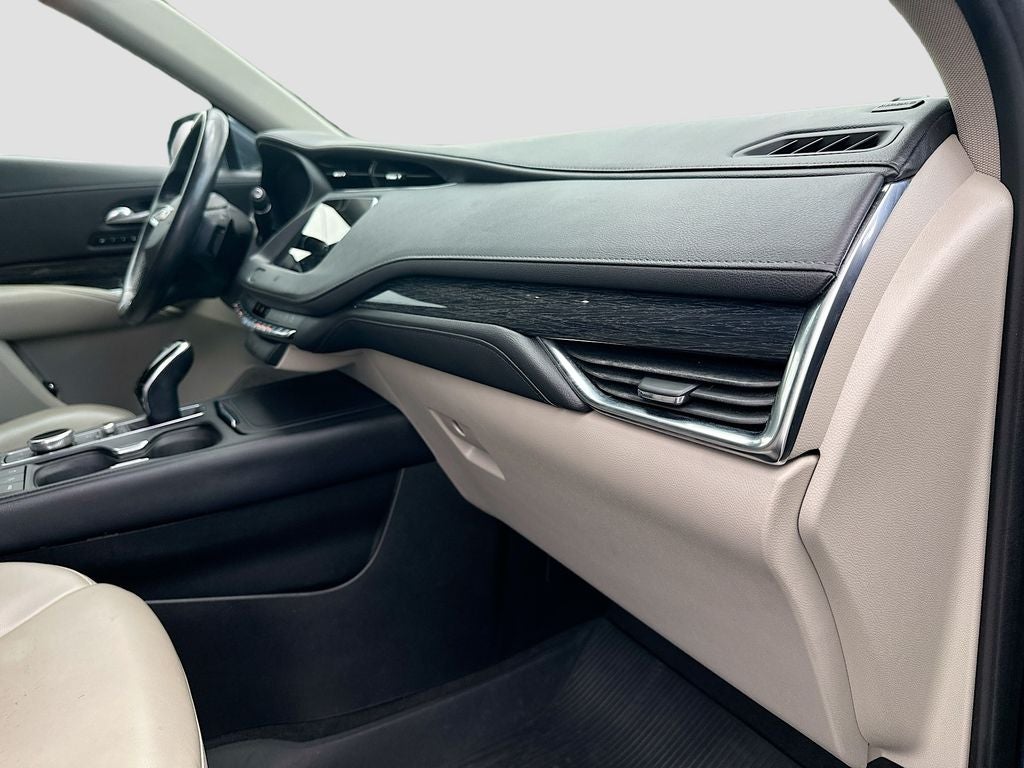 2020 Cadillac XT4 FWD Premium Luxury