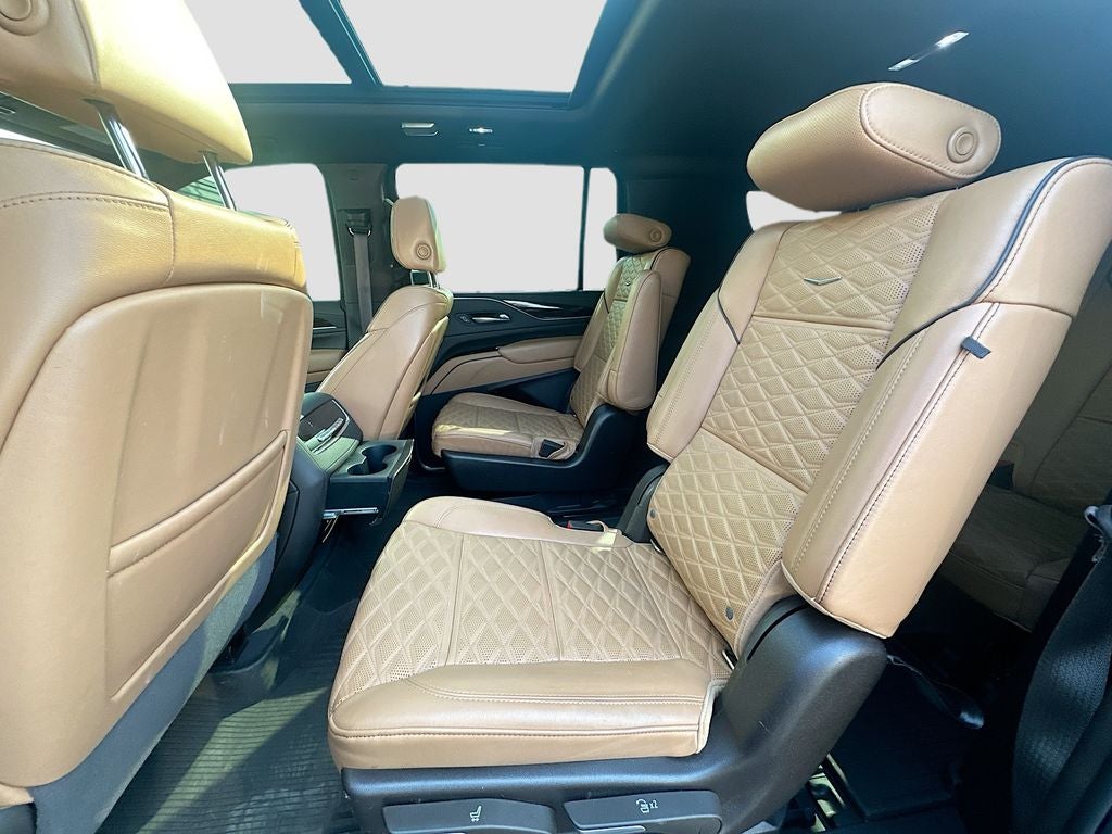 2022 Cadillac Escalade ESV Sport