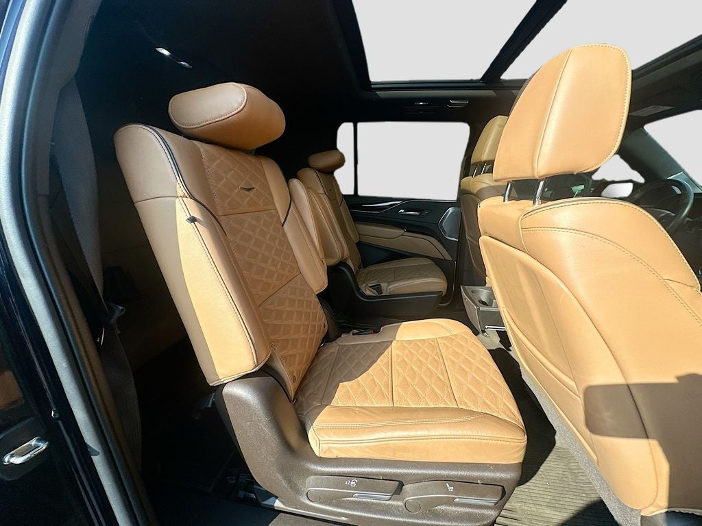2022 Cadillac Escalade ESV Sport