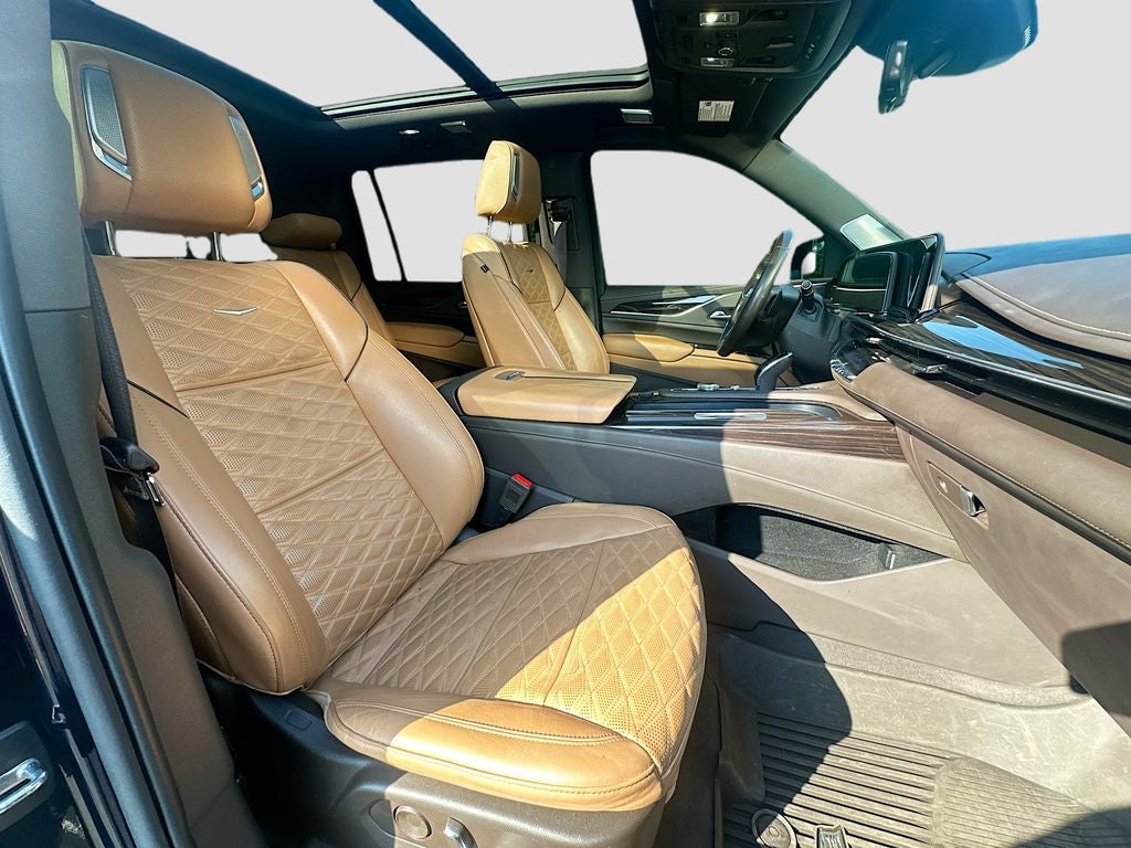 2022 Cadillac Escalade ESV Sport