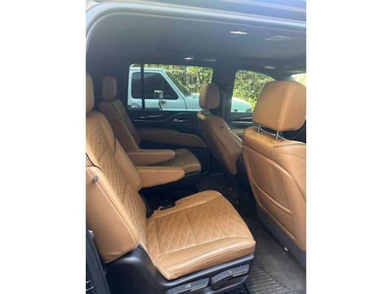 2022 Cadillac Escalade ESV Sport