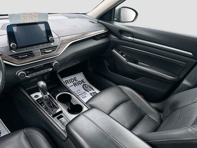 2020 Nissan Altima 2.0 Platinum