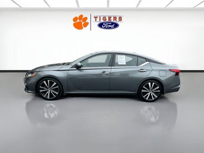 2020 Nissan Altima 2.0 Platinum