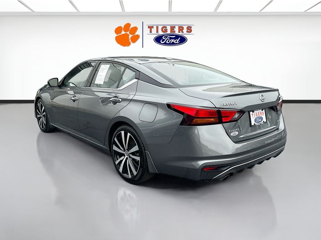 2020 Nissan Altima 2.0 Platinum