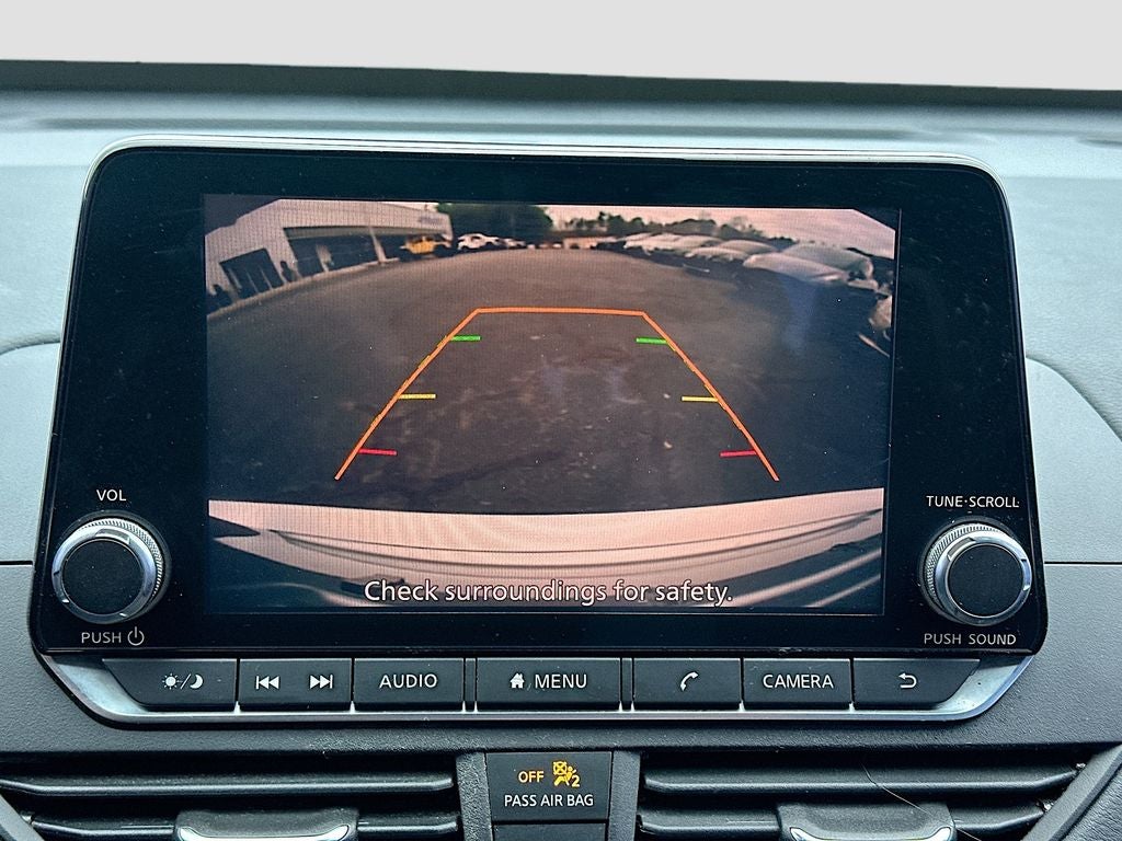 2022 Nissan Altima 2.5 SR