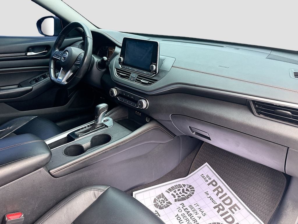 2022 Nissan Altima 2.5 SR