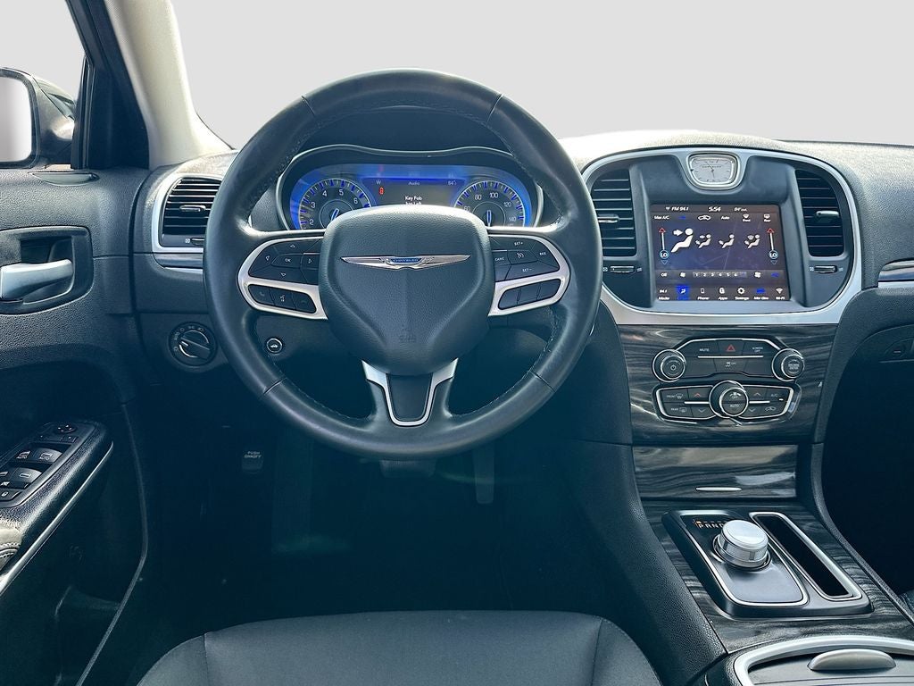 2022 Chrysler 300 Touring