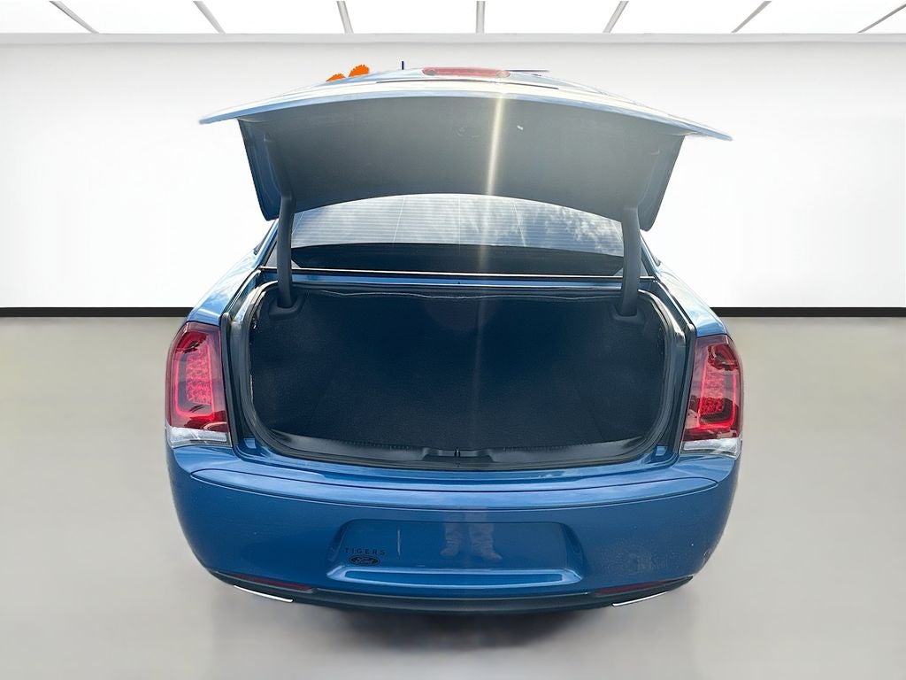 2022 Chrysler 300 Touring