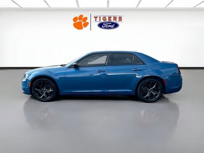 2022 Chrysler 300 Touring