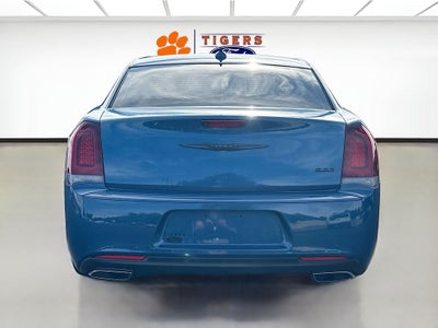 2022 Chrysler 300 Touring