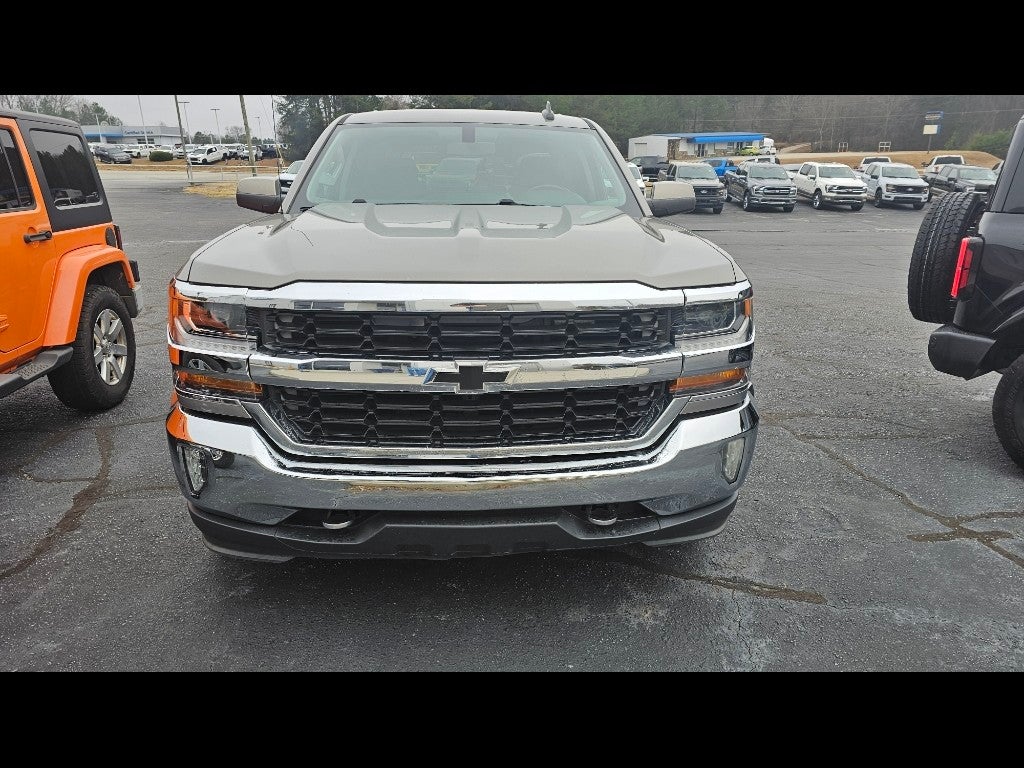 2017 Chevrolet Silverado LT