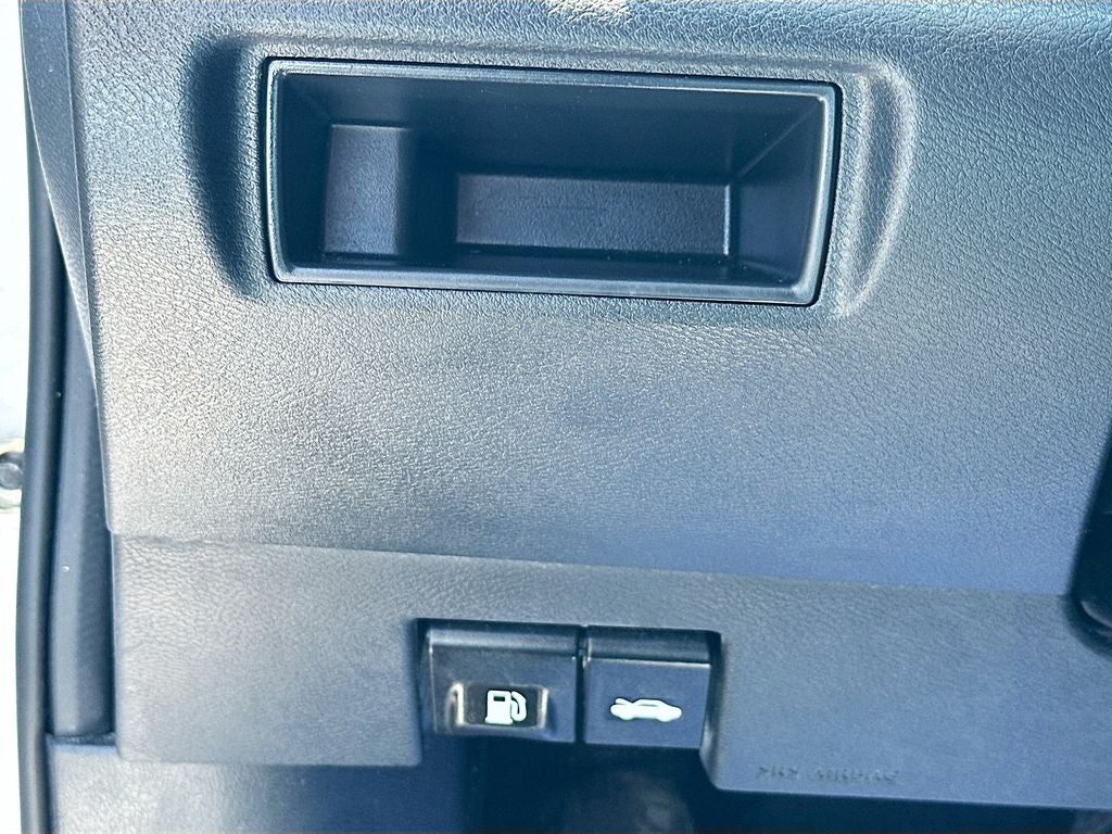 2020 Nissan Versa SR