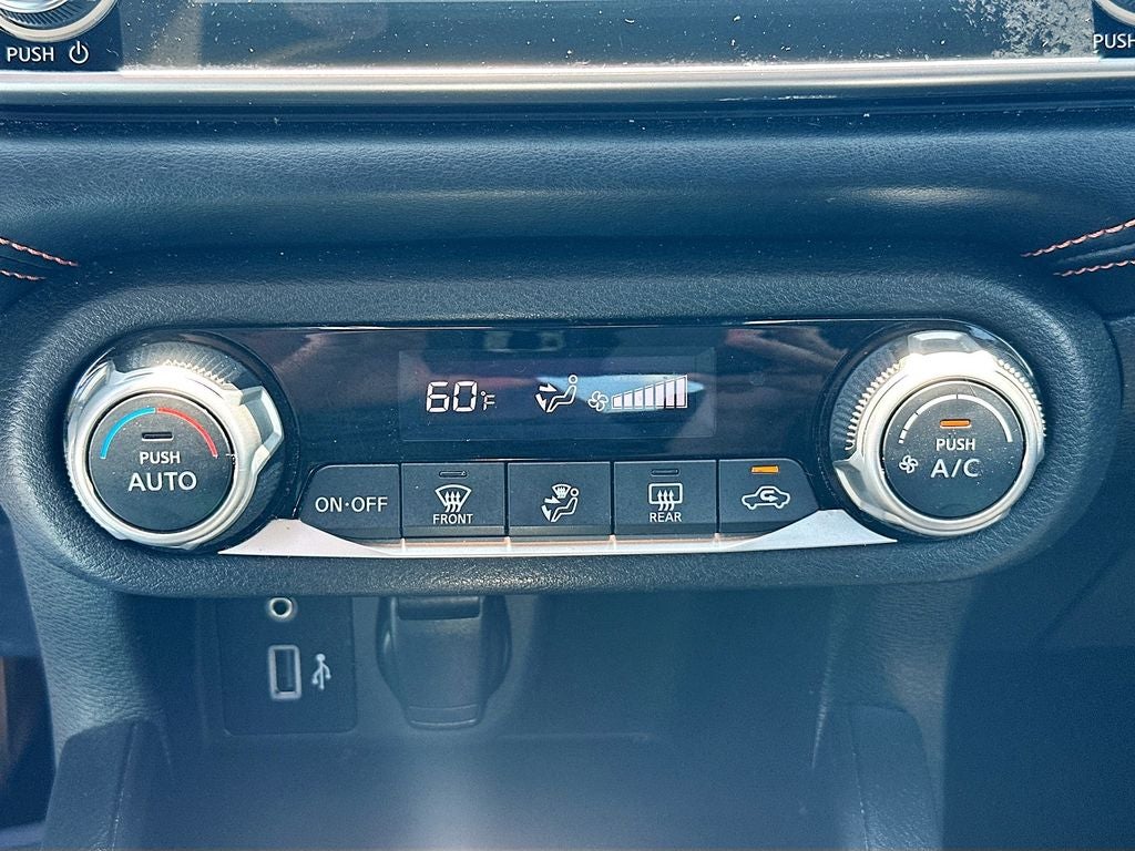 2020 Nissan Versa SR