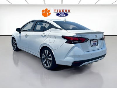 2020 Nissan Versa SR