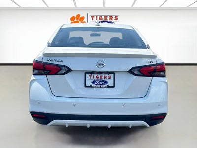 2020 Nissan Versa SR