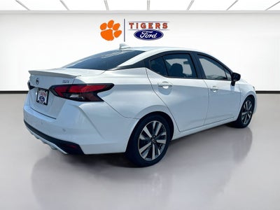2020 Nissan Versa SR