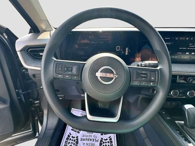 2025 Nissan Kicks SV