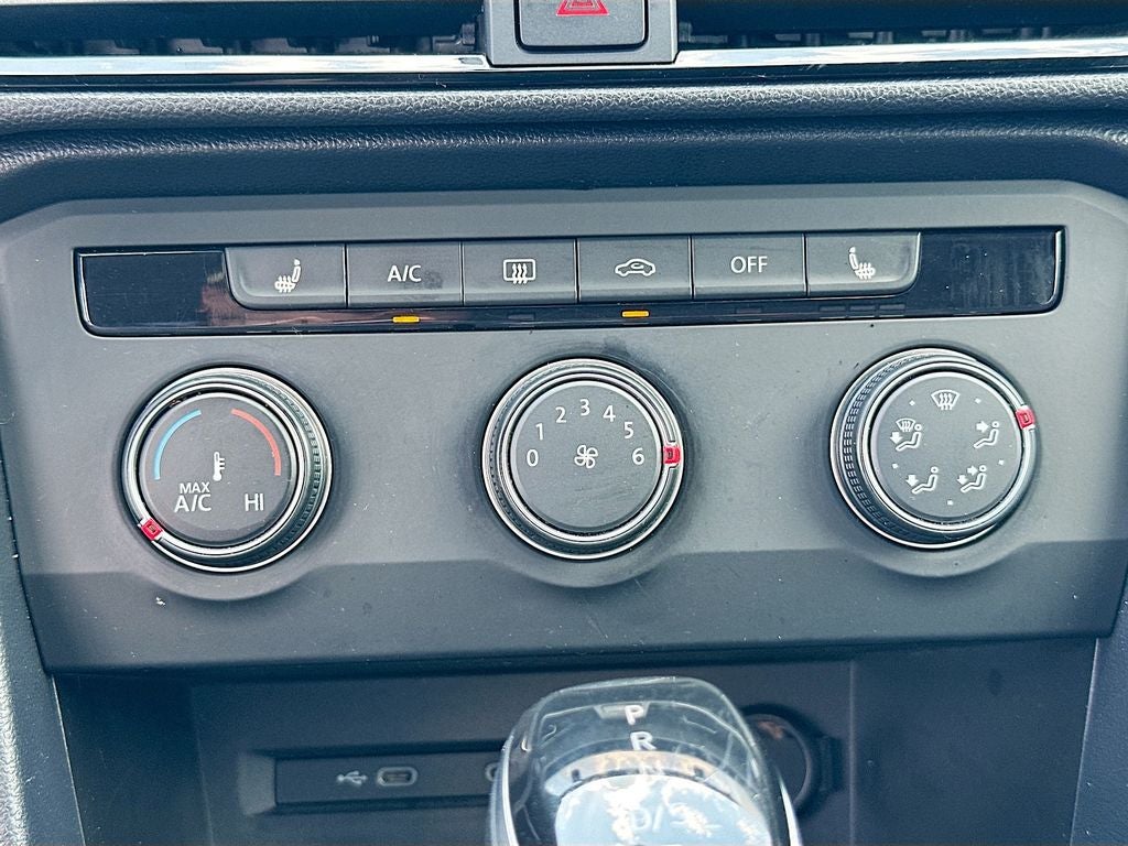 2022 Volkswagen Taos SE