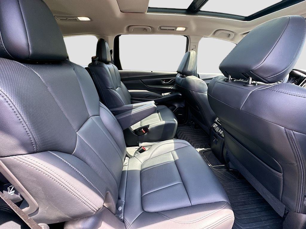 2025 Subaru Ascent Onyx Edition Touring