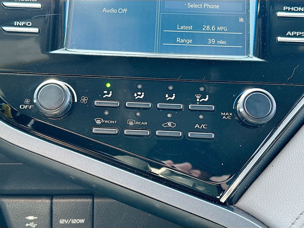 2018 Toyota Camry LE