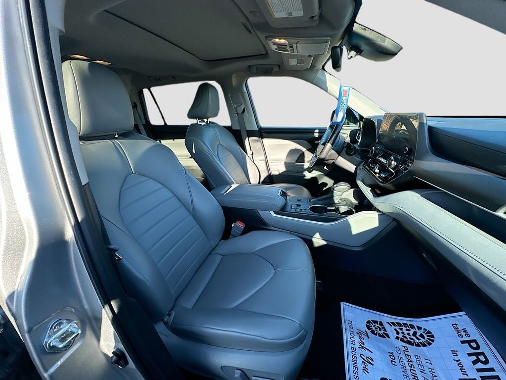 2024 Toyota Highlander XLE