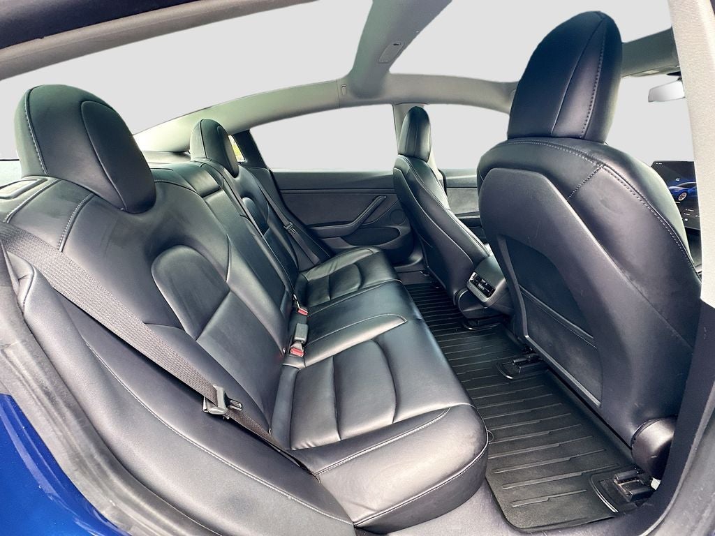 2022 Tesla Model 3 Base
