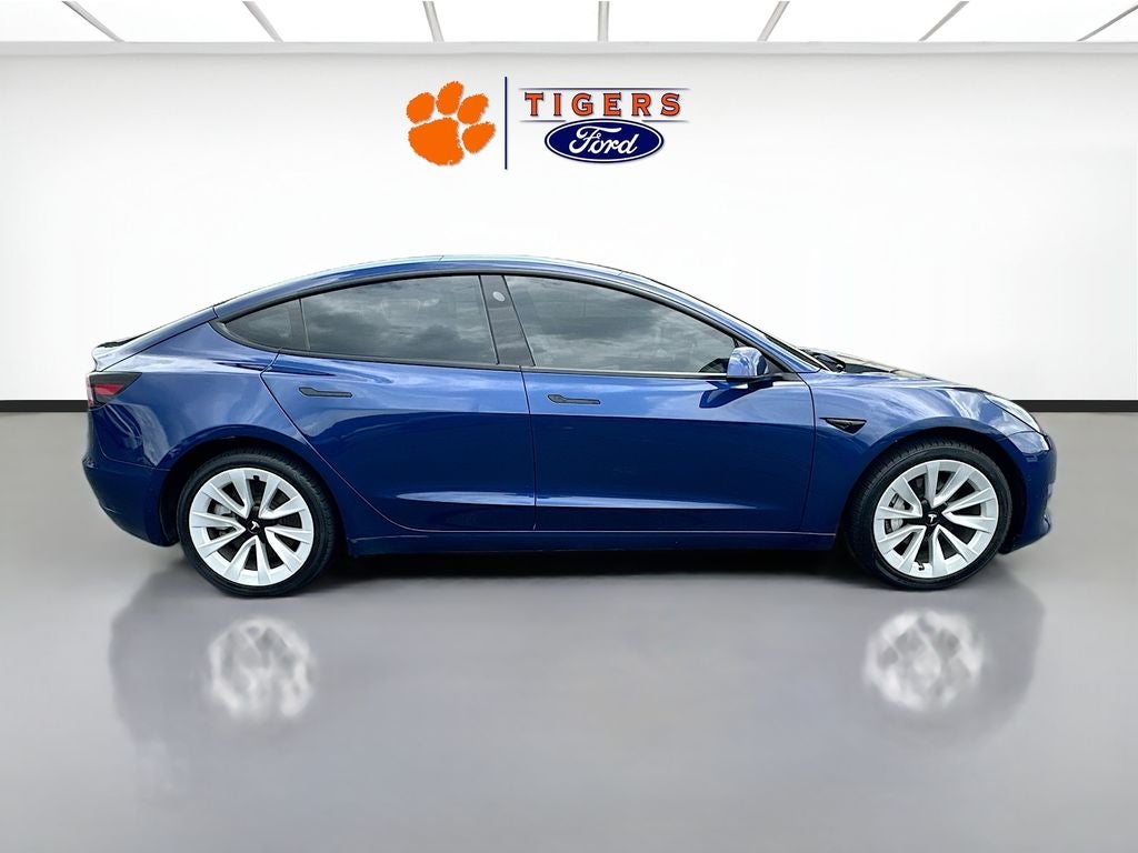 2022 Tesla Model 3 Base