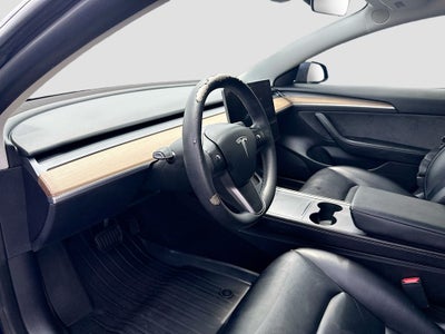 2022 Tesla Model 3 Base