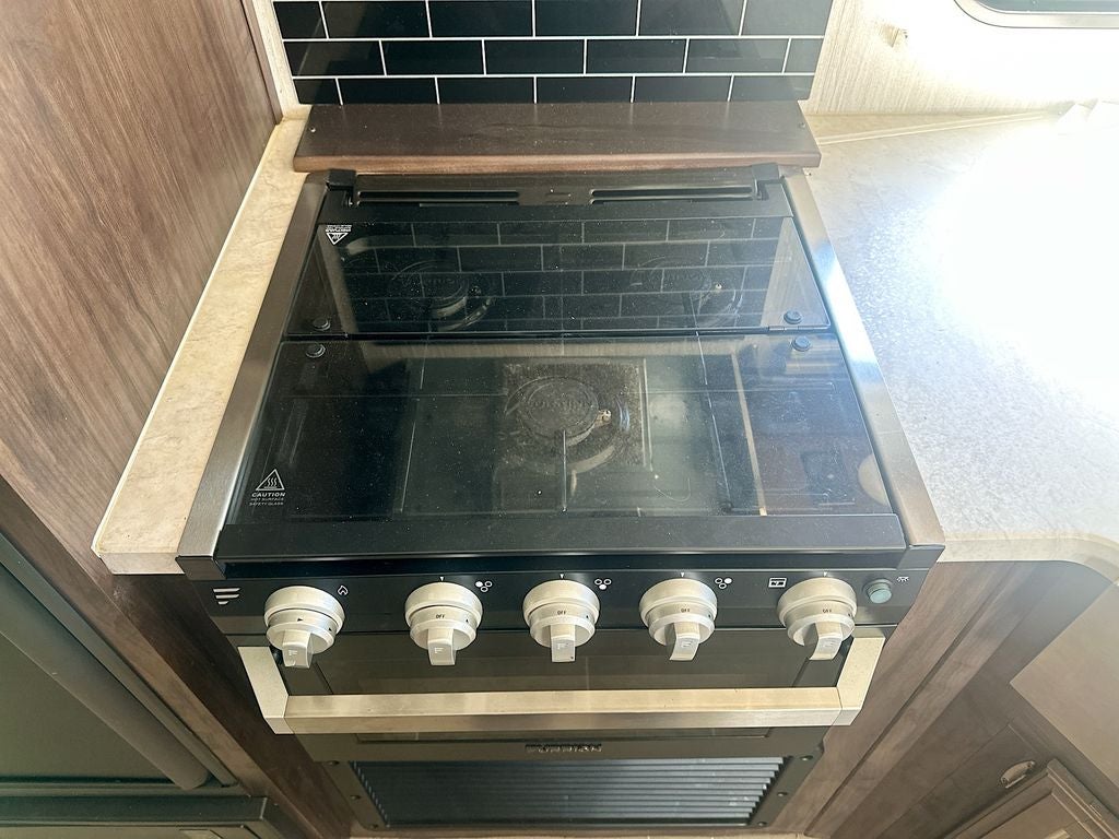 2020 CHEROKEE FOREST RVR ALPHA WOLF Base