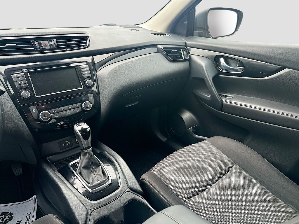 2021 Nissan Rogue Sport SV