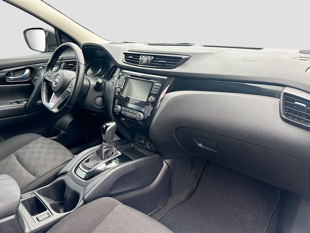 2021 Nissan Rogue Sport SV