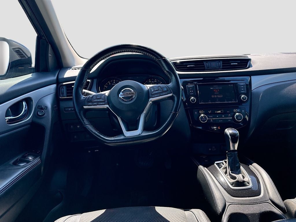 2020 Nissan Rogue Sport SV
