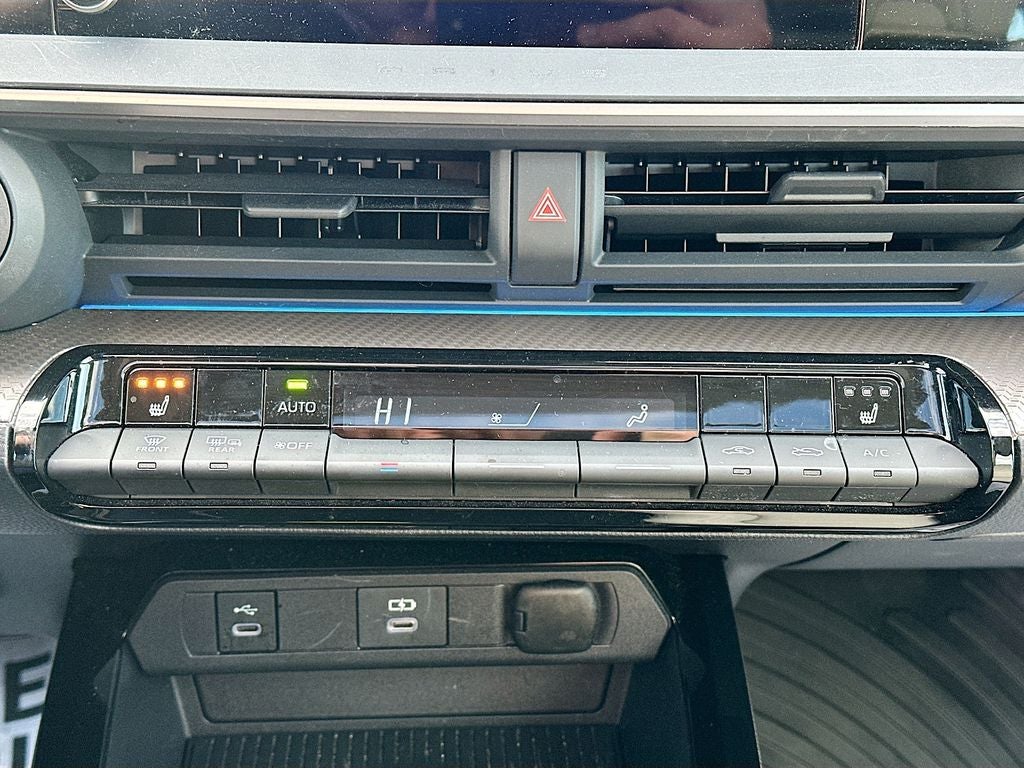 2023 Toyota Prius XLE